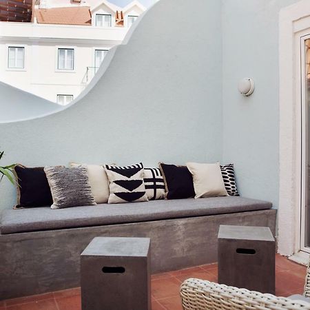 Renovated Charming Apartment With Terrace In Lapa Lisbona Esterno foto
